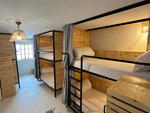 Socco Hostel : photo 2 de la chambre lit dans dortoir mixte de 6 lits