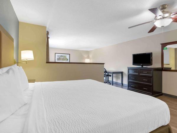 Extended Stay America Suites - Memphis - Germantown West : photo 2 de la chambre studio de luxe avec 1 lit king-size - non-fumeurs