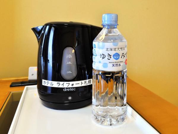 Hotel Lifort Sapporo : photo 6 de la chambre chambre lits jumeaux avec lit d'appoint - non-fumeurs