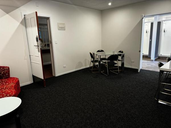 Hotel Waterloo & Backpackers : photo 2 de la chambre lit dans dortoir de 8 lits