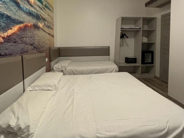 Hotel Giardinetto Al Sant'Orsola : photo 2 de la chambre chambre triple