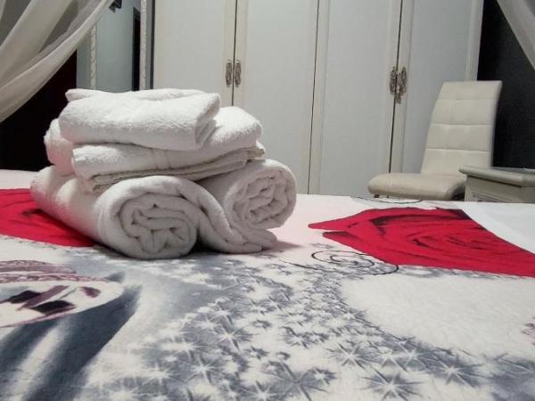 Guest House Elettra : photo 3 de la chambre chambre double avec salle de bains privative