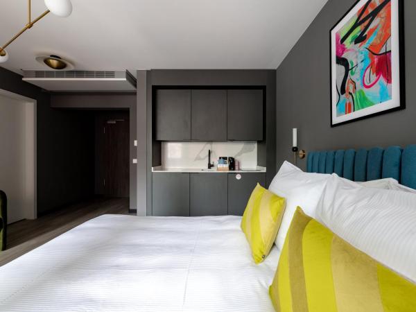 numa l Saga Apartments : photo 7 de la chambre extra large studio with kitchenette