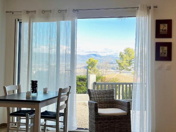 Chambre d'hôtes du Val Fleuri : photo 3 de la chambre chambre double - vue sur montagne