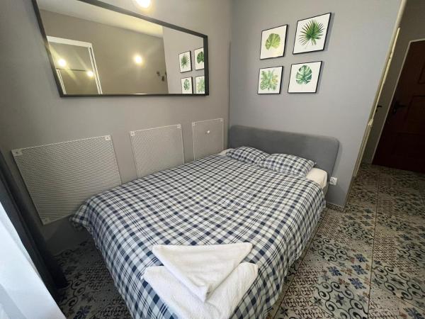 Grey Poznań Pokój z łazienką , Darmowy parking, Zameldowanie Bezobsługowe : photo 2 de la chambre chambre double avec salle de bains privative