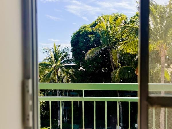Hotel Suites Villasol : photo 3 de la chambre chambre double avec balcon - vue sur piscine