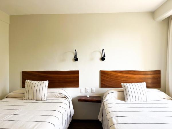 Hotel Suites Villasol : photo 2 de la chambre suite master