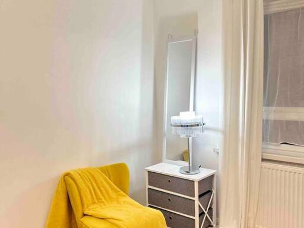 Luxury SuperKingsize Bed in London : photo 8 de la chambre chambre lit king-size