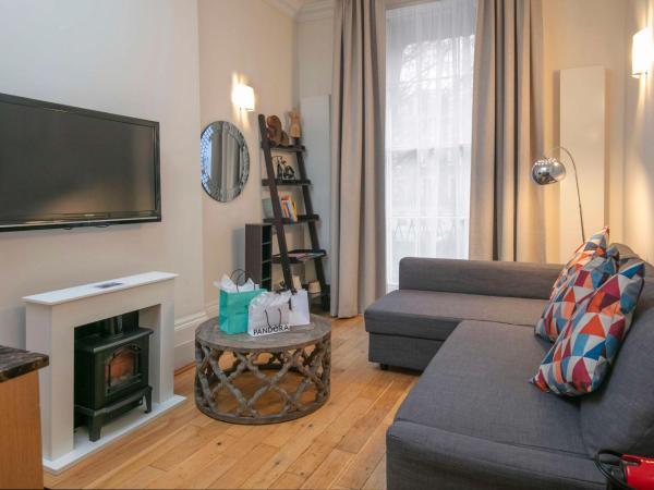 Queensway Hotel, Sure Hotel Collection by Best Western : photo 3 de la chambre appartement 1 chambre avec canapé-lit