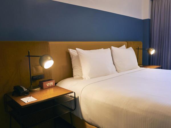 Hotel Julian : photo 3 de la chambre chambre lit king-size supérieure