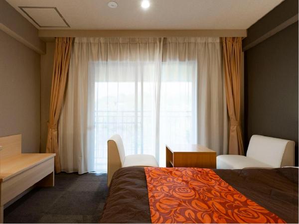 Maple Arima : photo 4 de la chambre chambre lits jumeaux standard avec salle de bains commune