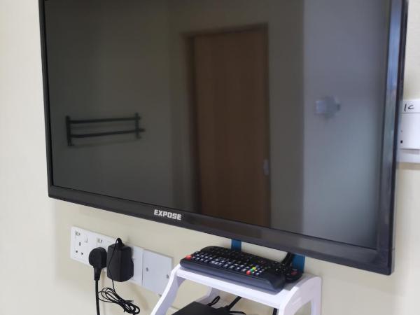 Roomstay Villa Tok Wan : photo 4 de la chambre chambre double avec salle de bains privative