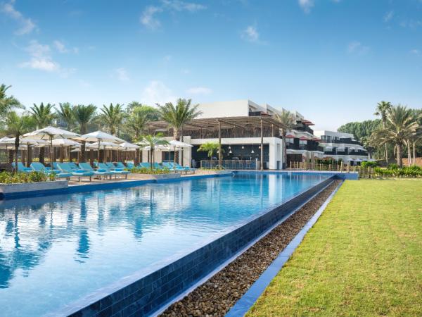 JA The Resort - JA Palm Tree Court, Dubai : photo 4 de la chambre suite junior familiale - accès exclusif à la piscine tamr, la plage et l’aire de jeux aquatique