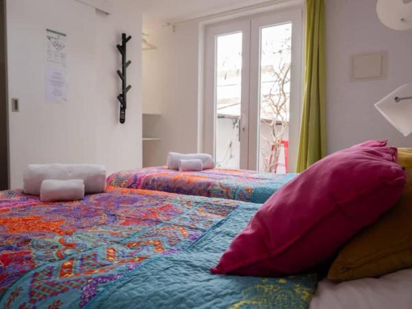 Tings Lisbon : photo 2 de la chambre chambre lits jumeaux Économique - vue sur jardin