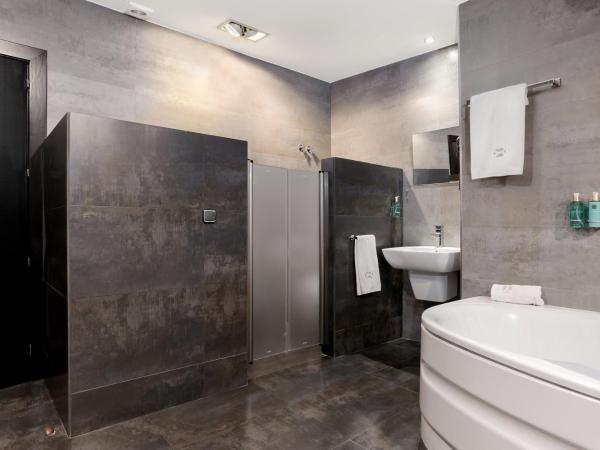 Hotel Los Girasoles : photo 6 de la chambre suite