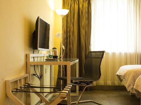 Yanjiang East Garden Inn : photo 2 de la chambre chambre affaires lits jumeaux