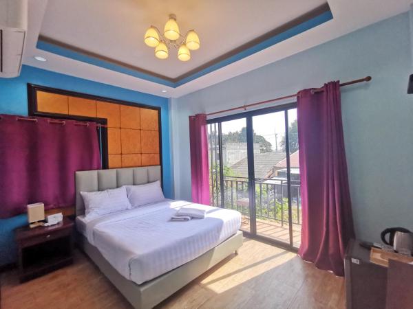 Kan Home Hotel : photo 1 de la chambre chambre double avec balcon