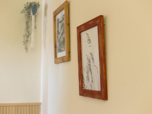 Bird House : photo 6 de la chambre chambre double avec balcon et salle de bains commune