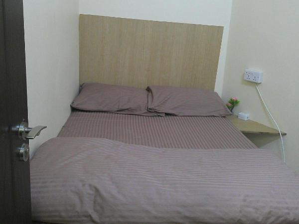 Ruby Star Hostel 21 Dubai : photo 5 de la chambre chambre double standard avec salle de bains commune