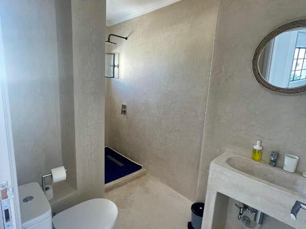 Socco Hostel : photo 4 de la chambre chambre familiale avec balcon