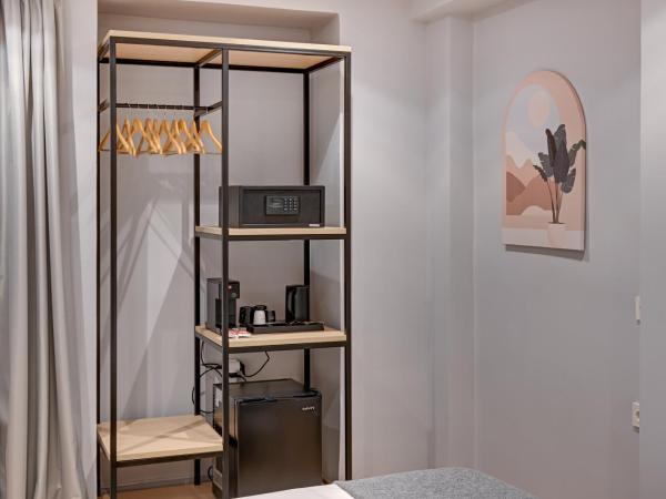 43 Ave : photo 4 de la chambre chambre deluxe double ou lits jumeaux