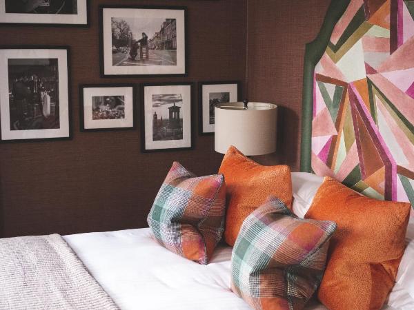 The Rutland Hotel & Apartments : photo 6 de la chambre chambre avec vue sur le château