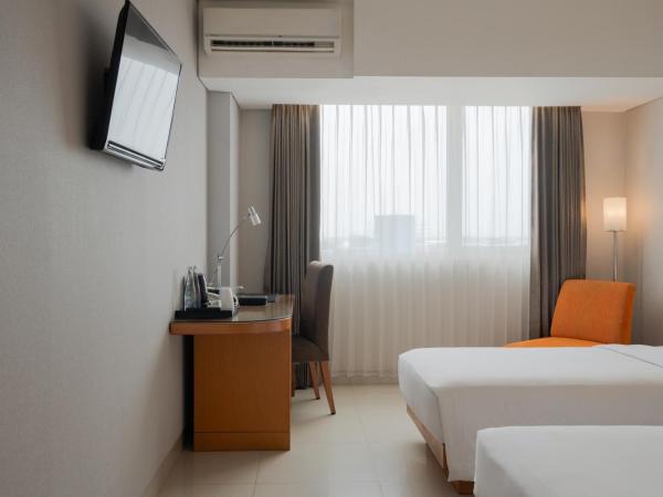 The Capital Hotel Surabaya : photo 8 de la chambre chambre lits jumeaux deluxe