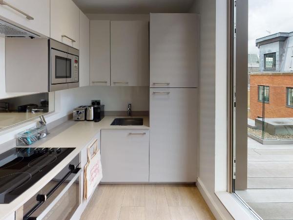 The Chronicle by Supercity Aparthotels : photo 1 de la chambre appartement exécutif 2 chambres avec terrasse