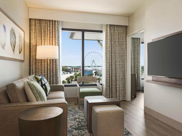 Embassy Suites By Hilton Panama City Beach Resort : photo 2 de la chambre suite 1 chambre avec 2 lits queen-size