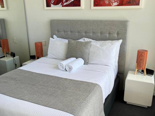 Tasha's Apartments on Warwick : photo 8 de la chambre appartement avec balcon
