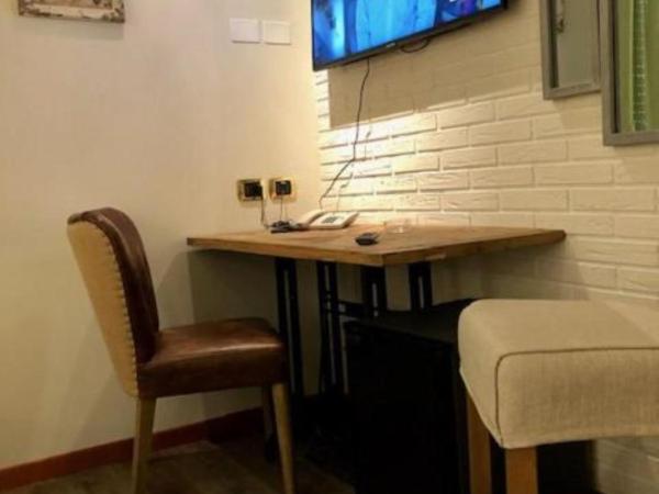 Best Western Maison B Hotel : photo 5 de la chambre comfort king room with balcony - annex