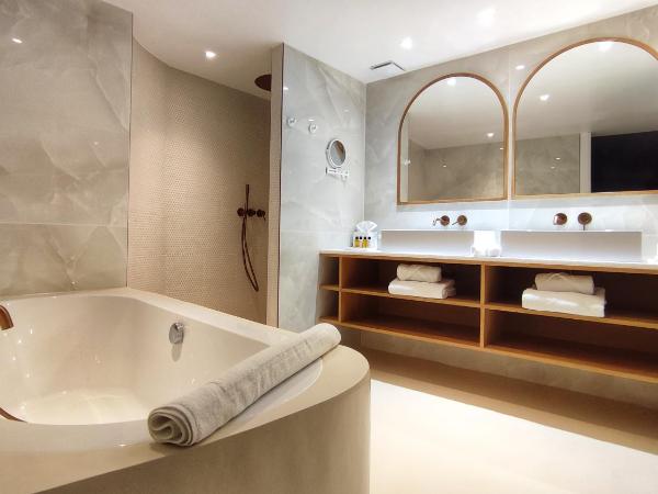 Hôtel La Plage 5 étoiles La Grande Motte : photo 6 de la chambre suite avec terrasse