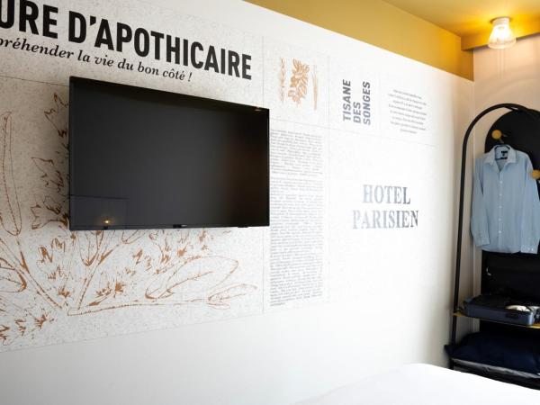 ibis Styles Paris Gare De Lyon TGV : photo 9 de la chambre chambre triple avec 1 lit double et 1 canapé-lit