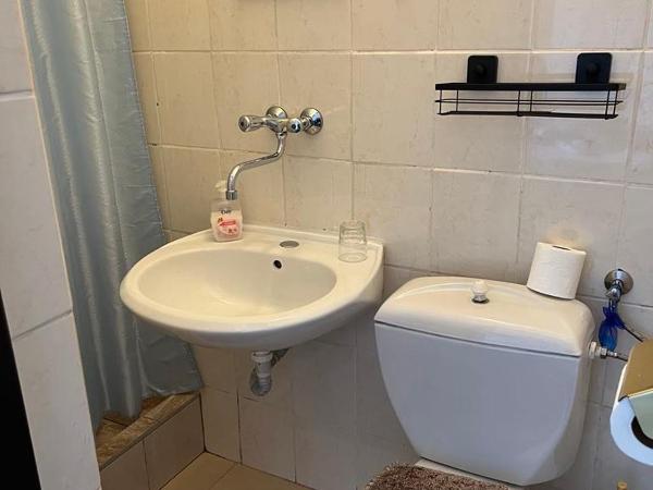 ZLATÁ-ÉRA : photo 9 de la chambre chambre lits jumeaux avec salle de bains privative