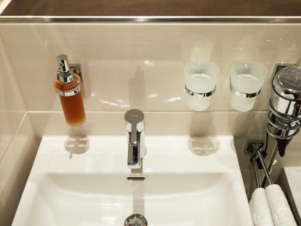 Hotel Antares : photo 4 de la chambre chambre simple confort