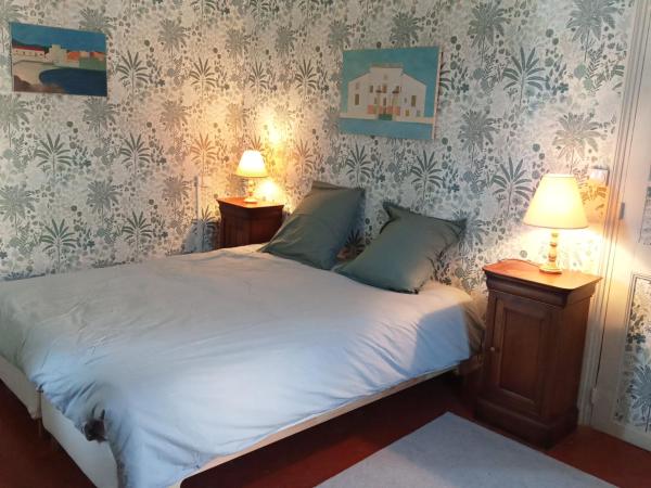 Le Mas Palegry Chambres d'hôtes Perpignan : photo 7 de la chambre suite lit queen-size