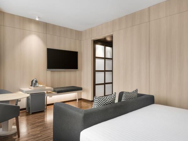 AC Hotel Milano by Marriott : photo 4 de la chambre chambre triple standard avec vue sur la ville