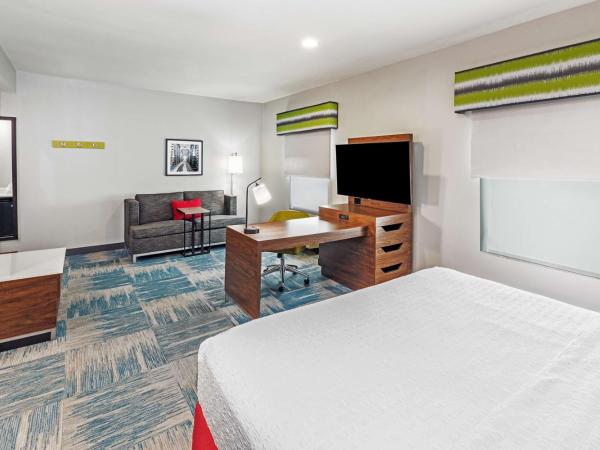 Hampton Inn and Suites Houston Central : photo 1 de la chambre suite studio lit king-size - non-fumeurs