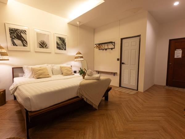 60s Town : photo 5 de la chambre chambre double deluxe avec baignoire