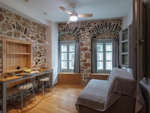 Eligia Suites : photo 4 de la chambre appartement