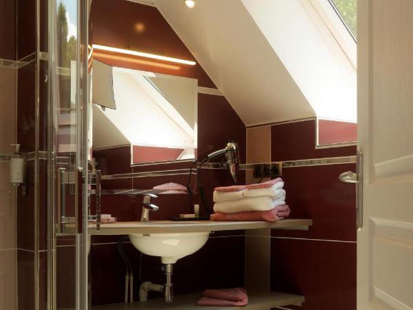 Domaine du Clos Fleuri - Spa : photo 4 de la chambre chambre double - vue sur mer