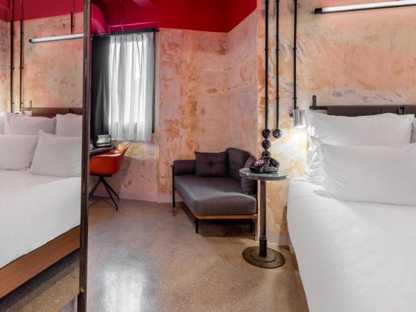 Dave Red Athens, a member of Brown Hotels : photo 3 de la chambre chambre lit king-size foxy plus