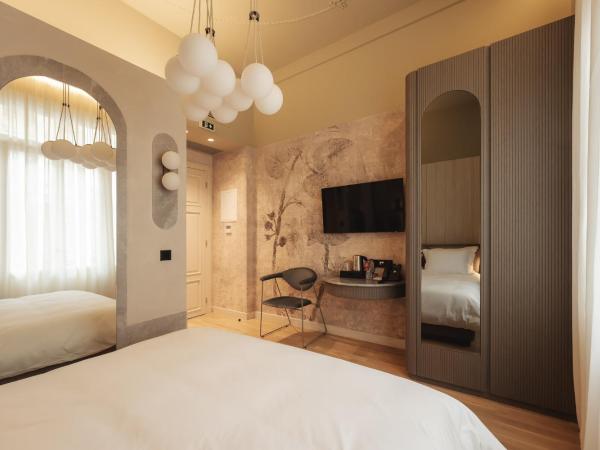 Zenith Premium Suites : photo 6 de la chambre primary room