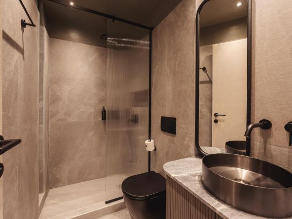 Zenith Premium Suites : photo 4 de la chambre primary room