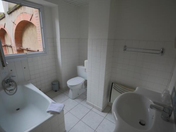 Hotel Wilson Square : photo 4 de la chambre chambre triple