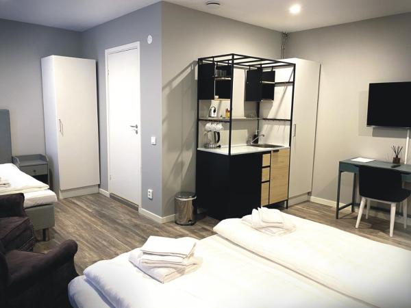 Älvsjö stadshotell : photo 3 de la chambre chambre familiale standard