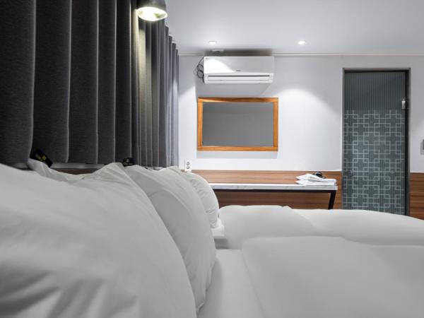 Jamsil Noblestay Hotel : photo 3 de la chambre chambre lits jumeaux