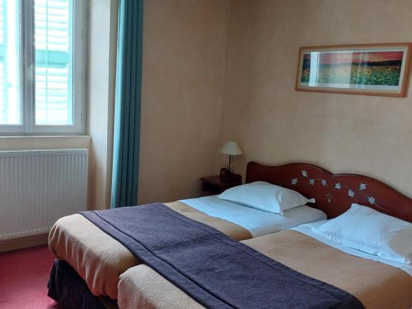 Logis Auberge Saint Simond : photo 1 de la chambre chambre lits jumeaux standard