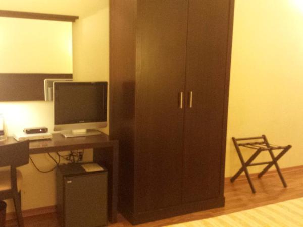 Hotel Due Colonne : photo 3 de la chambre chambre quadruple basique (2 adultes + 2 enfants)