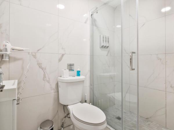 Parc Avenue Lofts : photo 4 de la chambre appartement 2 chambres sous-sol